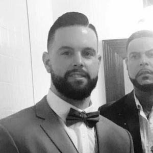 Meet your Posher, Corey